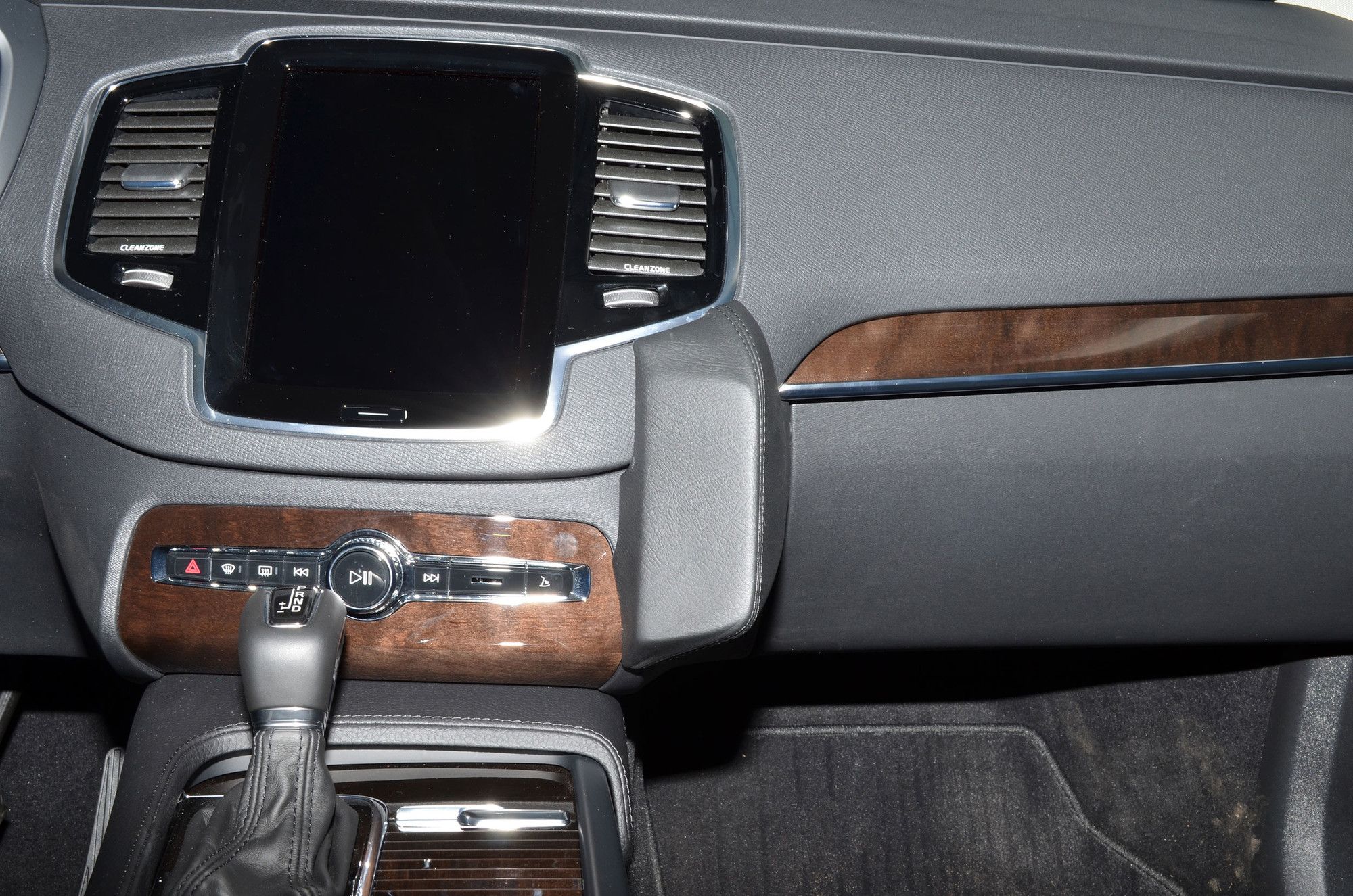 Kuda console Volvo XC90 15- Zwart