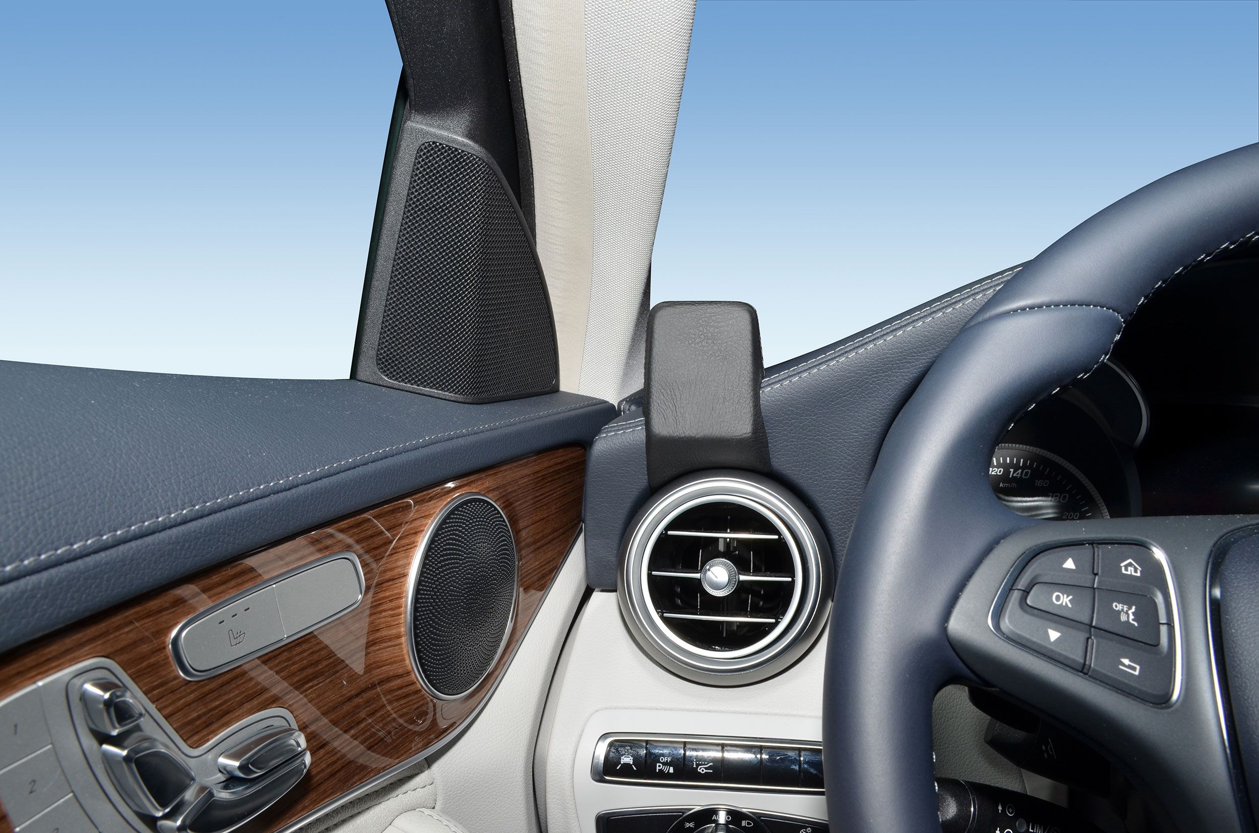 Kuda console Mercedes Benz C-Klasse 2014-2021 NAVI
