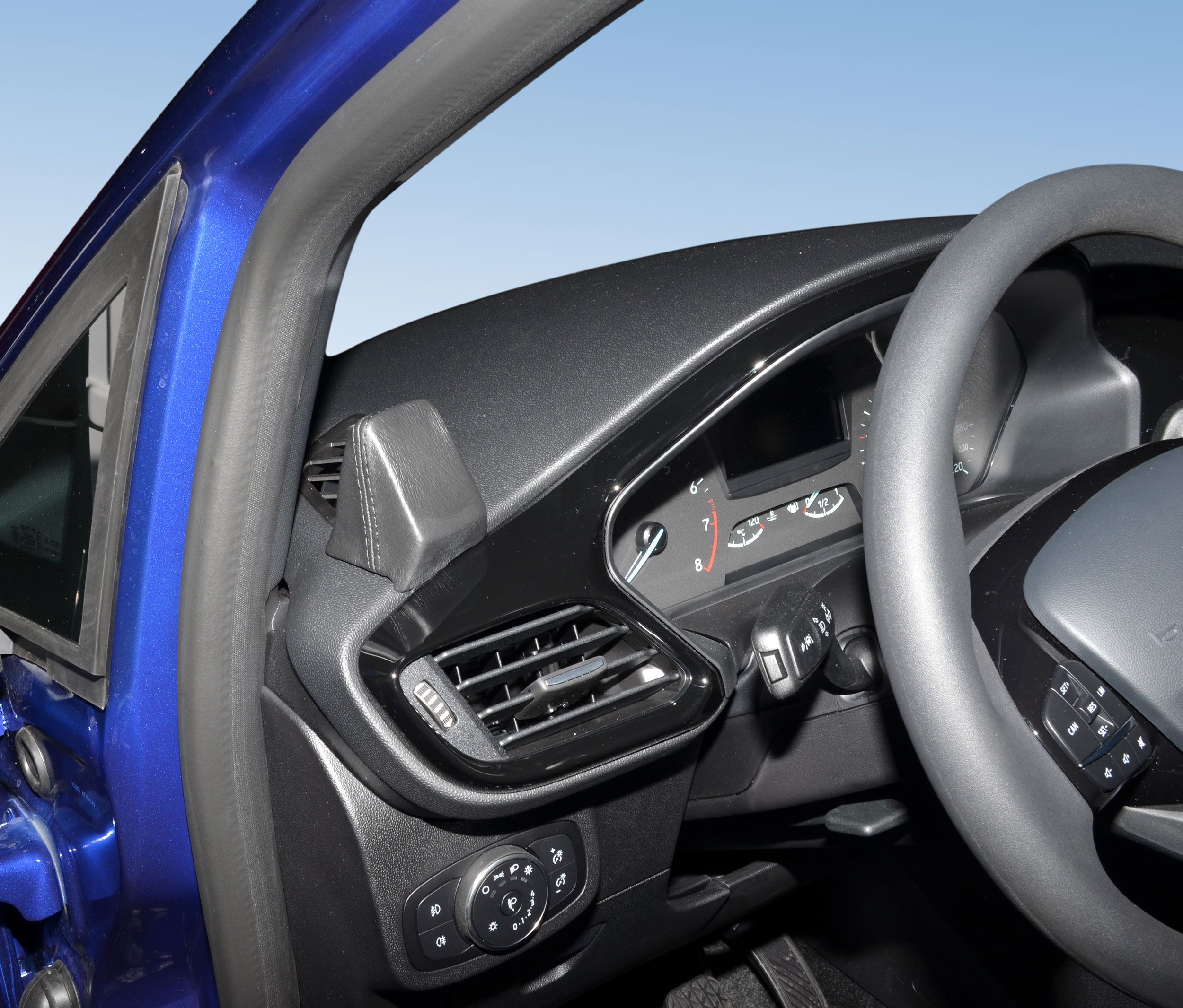 Kuda console Ford Fiesta 17- NAVI