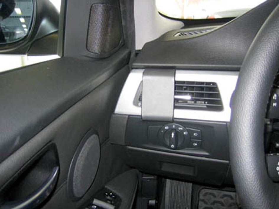 Proclip BMW 3-Series 05-12 Left mount, ONLY with nav.