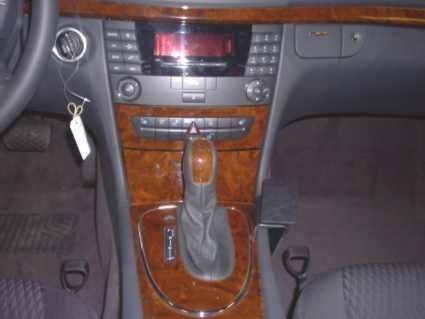 Proclip Mercedes Benz E-serie 02-08 Console mount, angled