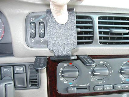 Proclip Volvo C70 97-05/S70/V70 97-00 Center mount