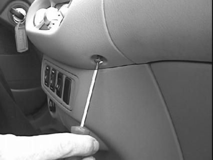 Proclip Nissan Almera Tino 01-03 Angled mount