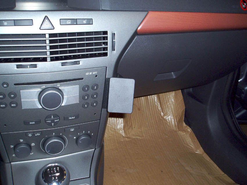 Proclip Opel Astra 04-09 Angled mount