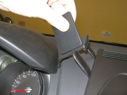 Proclip Nissan Qashqai 07-13 Center mount