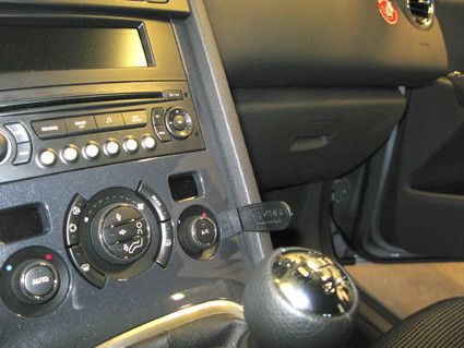 Proclip Peugeot 5008 10-17 Angled mount