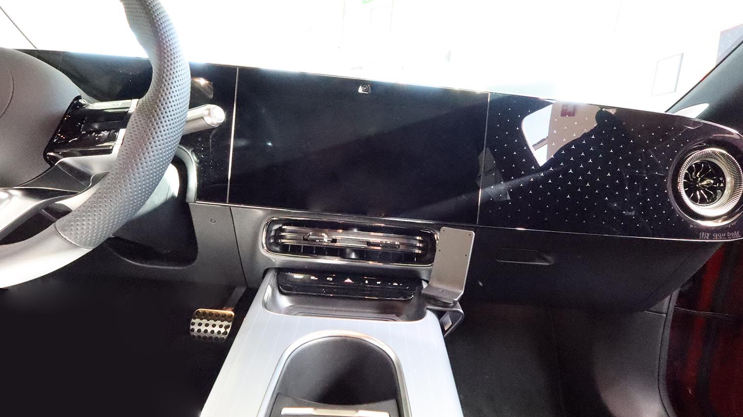 Proclip Mercedes Benz CLA-Class 26- Console mount