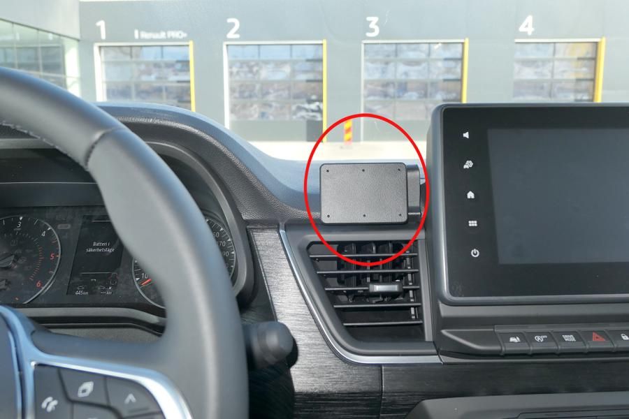 Proclip Renault Trafic / Primastar 22- Center mount