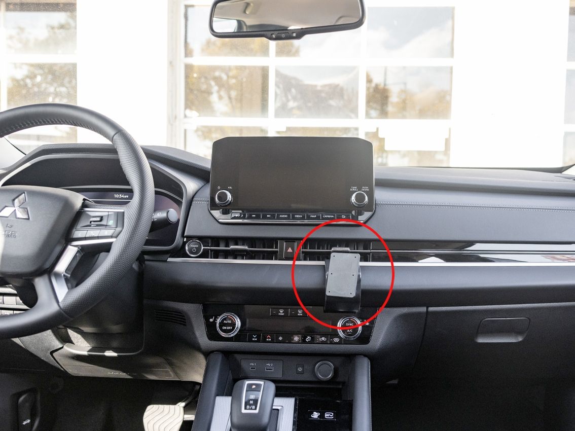 Proclip Mitsubishi Outlander 22- Angled mount.
