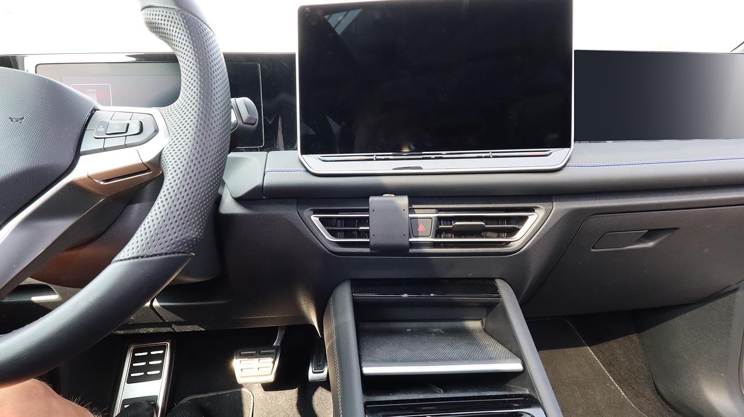 Proclip Volkswagen Tiguan/Tayron 25- Center mount